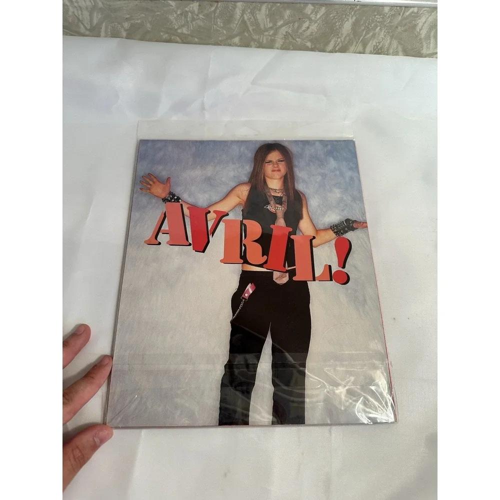 Life Story Magazine Avril Lavigne 2003 In Your Face Interview! VERY RARE